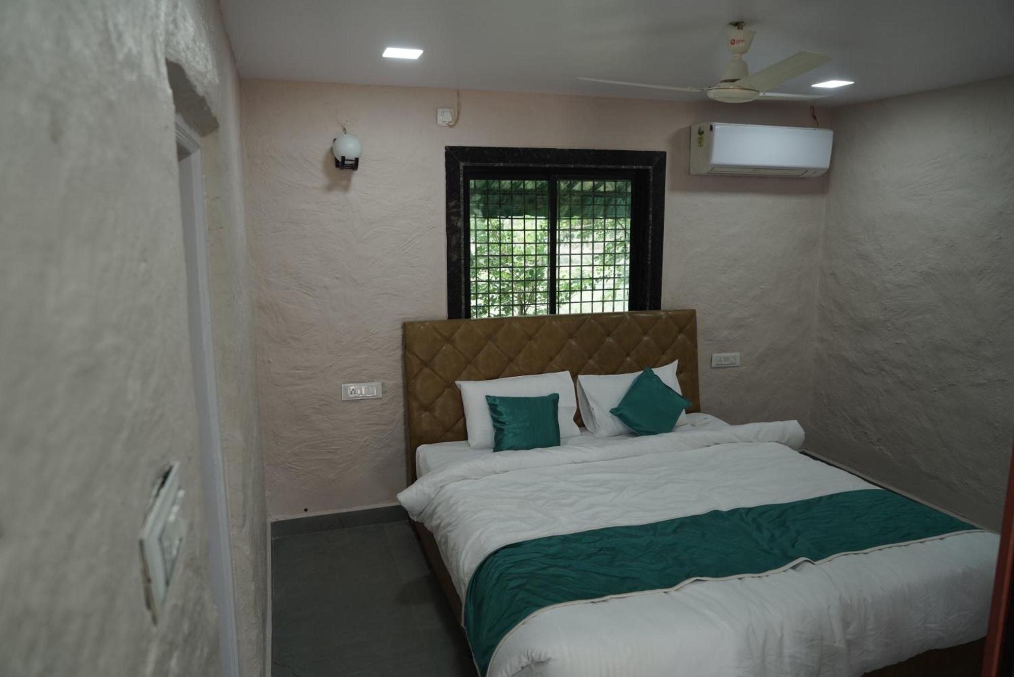 Khawāsa Tiger Sanskriti Resort מראה חיצוני תמונה